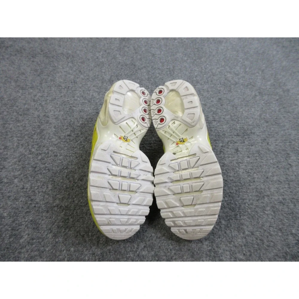 Nike Air Max Plus Shoes Womens Size 6.5 Running Athletic AJ1986-200 Sneakers‎